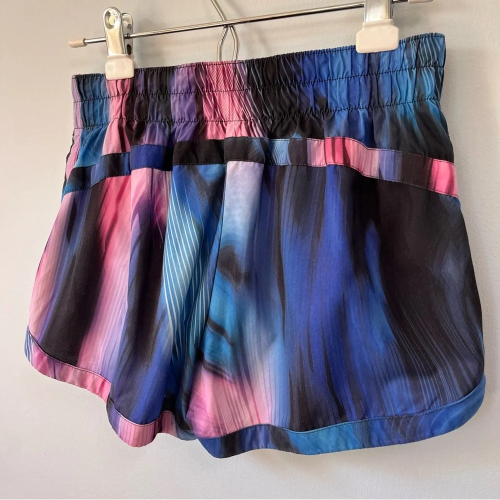 GapFit Multicolor Athletic Shorts, Size S - Picture 4 of 8